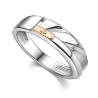 Кольцо из серебра с бриллиантом Кольцо из серебра с бриллиантом